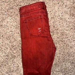 Light-washed Red Jeans (Stretch)